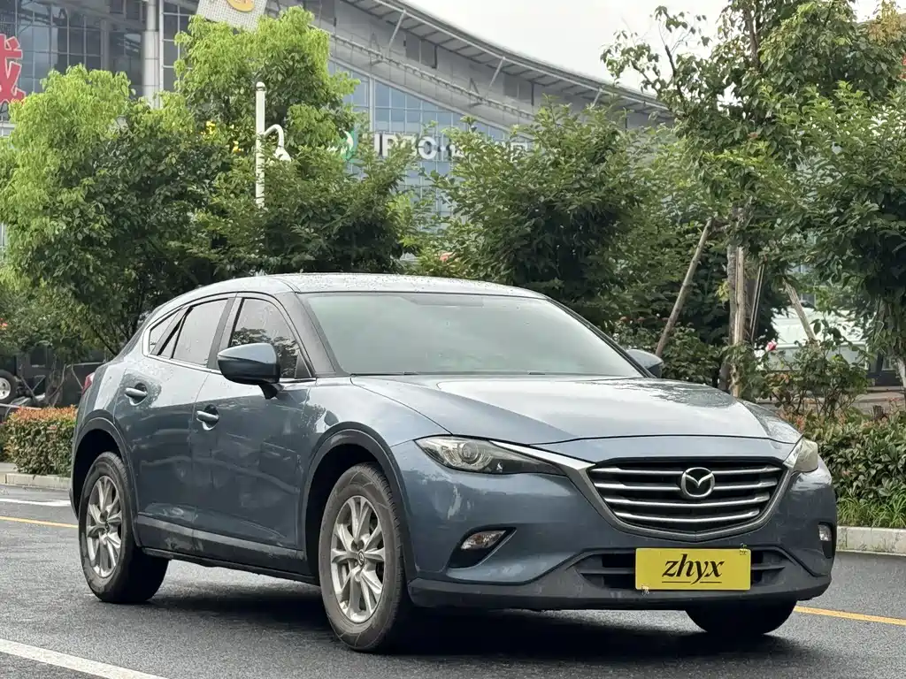 Mazda CX-4 2.0 L Auto 2 WD Blue Sky Explorer