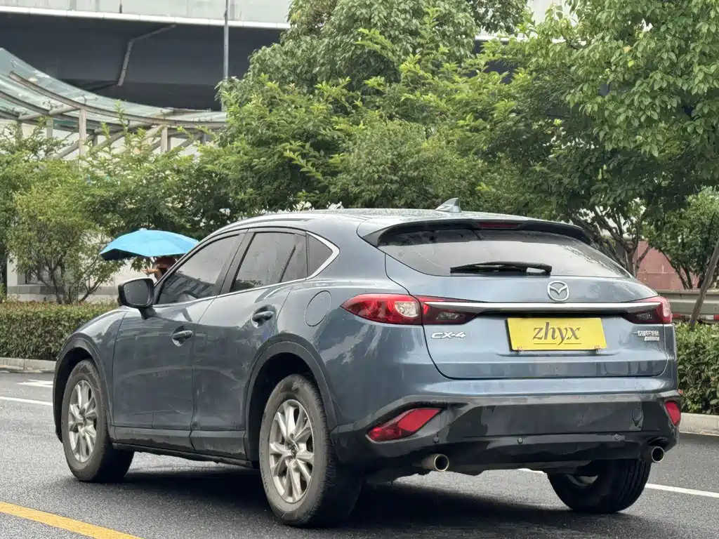 Mazda CX-4 2.0 L Auto 2 WD Blue Sky Explorer
