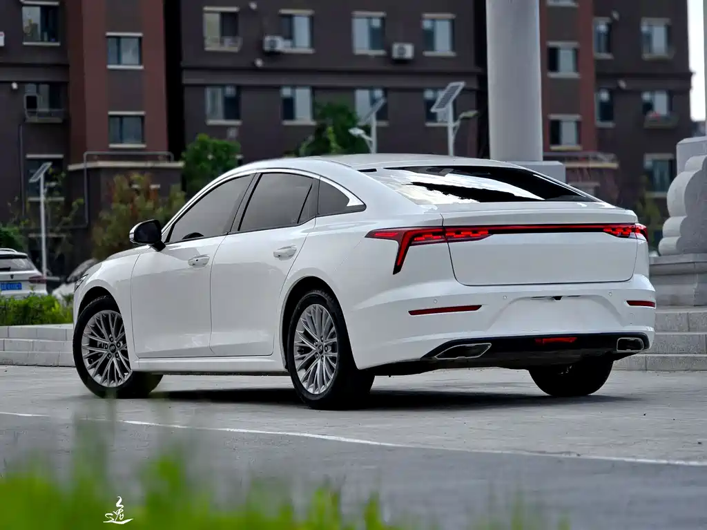 Besturn B70 3 rd Gen 1.5 T Auto Smooth Enjoyment