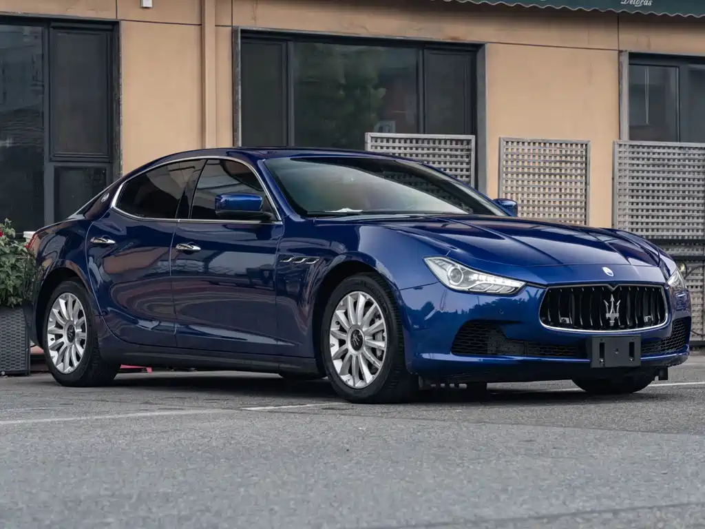 Ghibli 3.0 T Standard