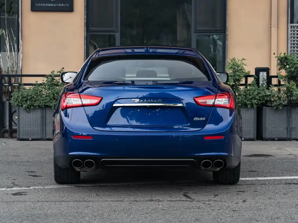 Ghibli 3.0 T Standard