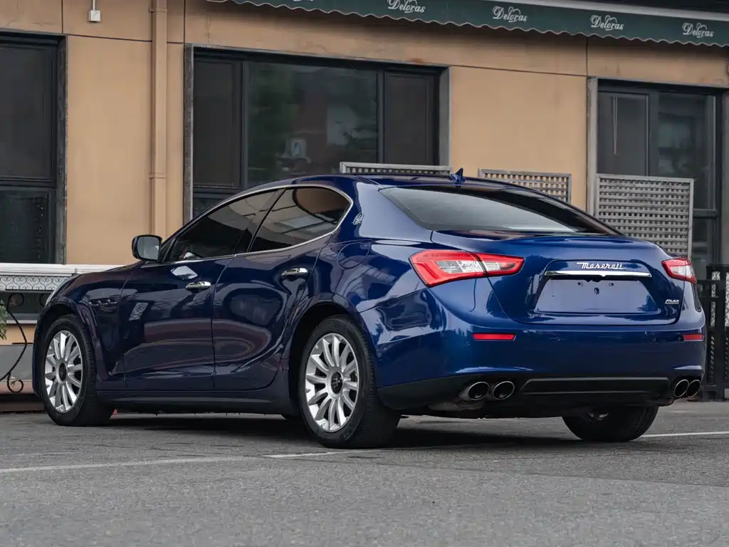 Ghibli 3.0 T Standard