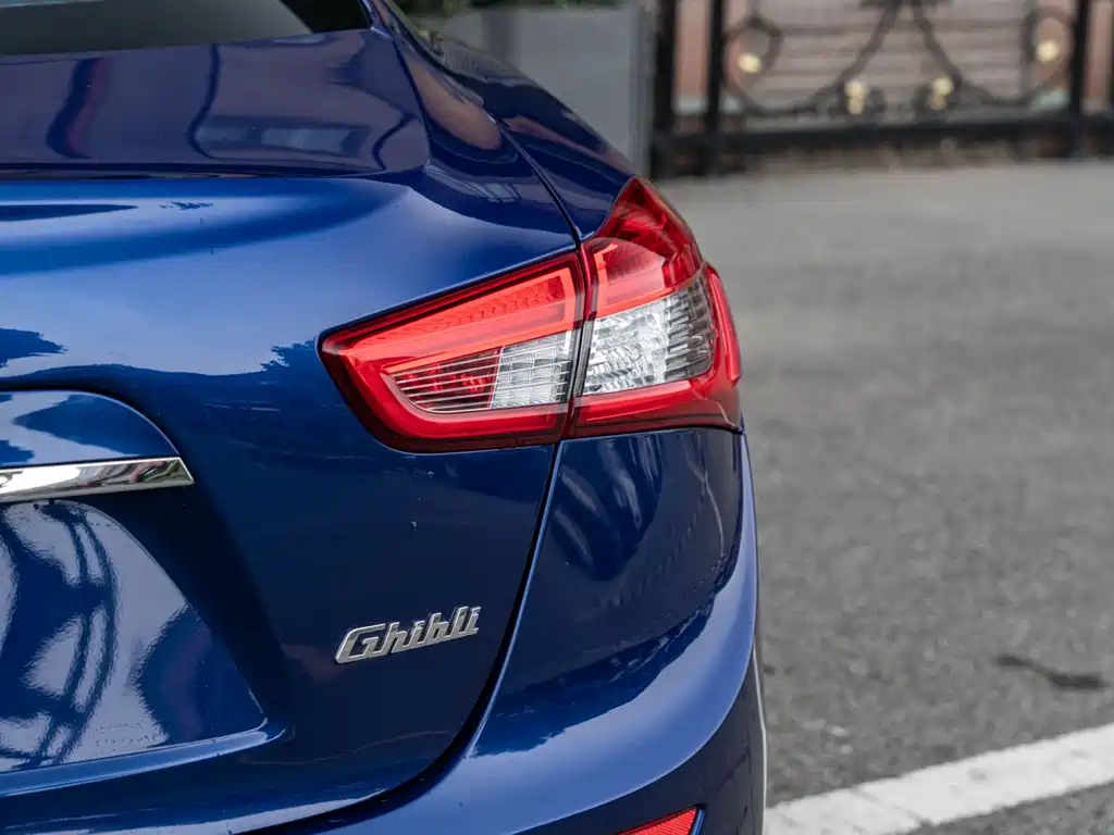 Ghibli 3.0 T Standard