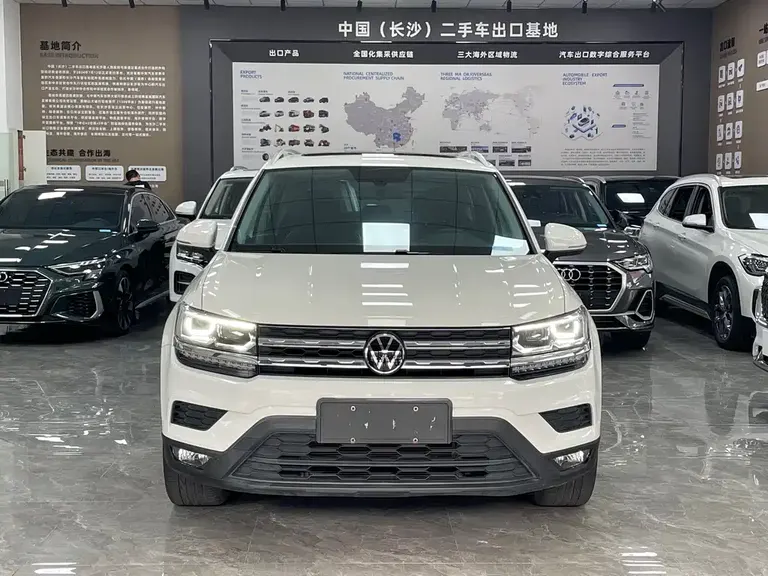 Volkswagen Tharu 280 TSI 2 WD Luxury PLUS