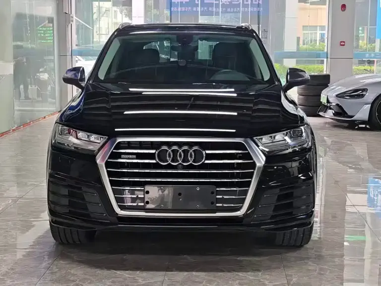 Audi Q7 45 TFSI S line Sport