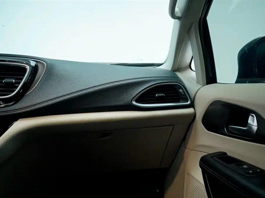 Pacifica PHEV (Import) 大捷龙PHEV进口 2018款 3.6 L 插电混动版