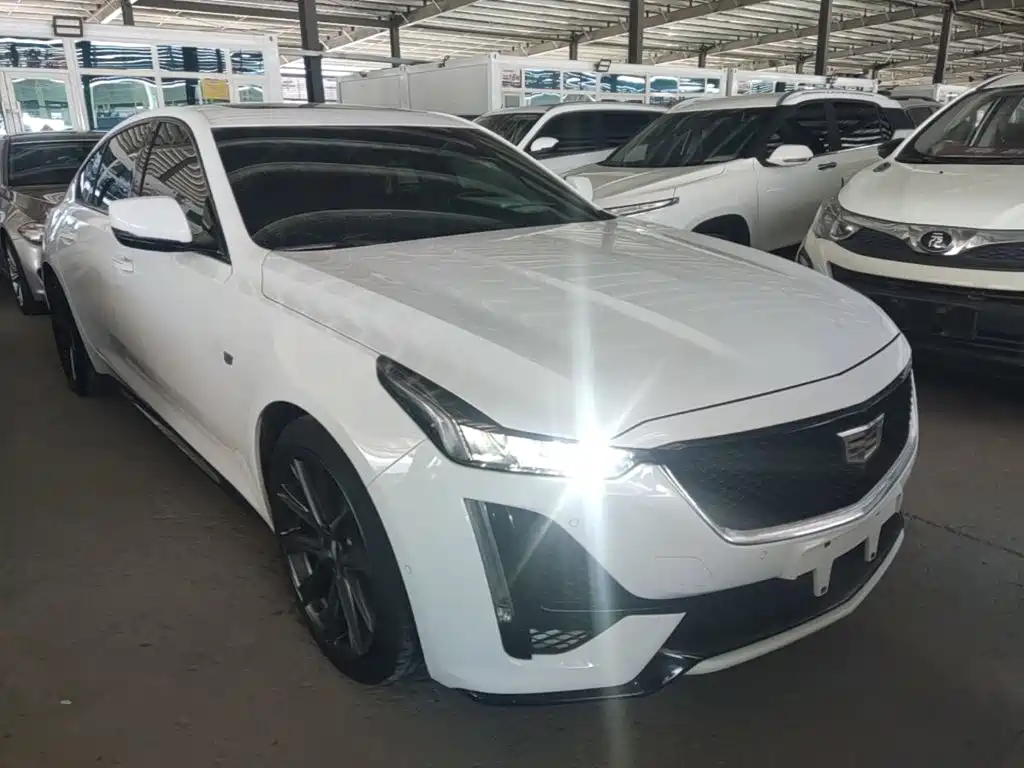 Cadillac CT5 28 T Platinum Sport