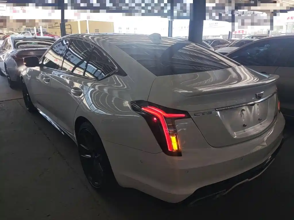 Cadillac CT5 28 T Platinum Sport