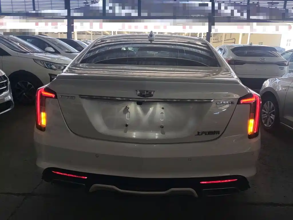 Cadillac CT5 28 T Platinum Sport