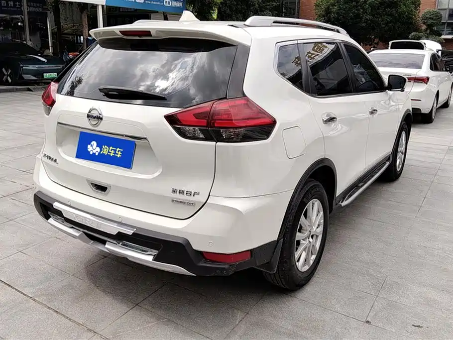 X-Trail 2.0 L CVT Comfort 2 WD
