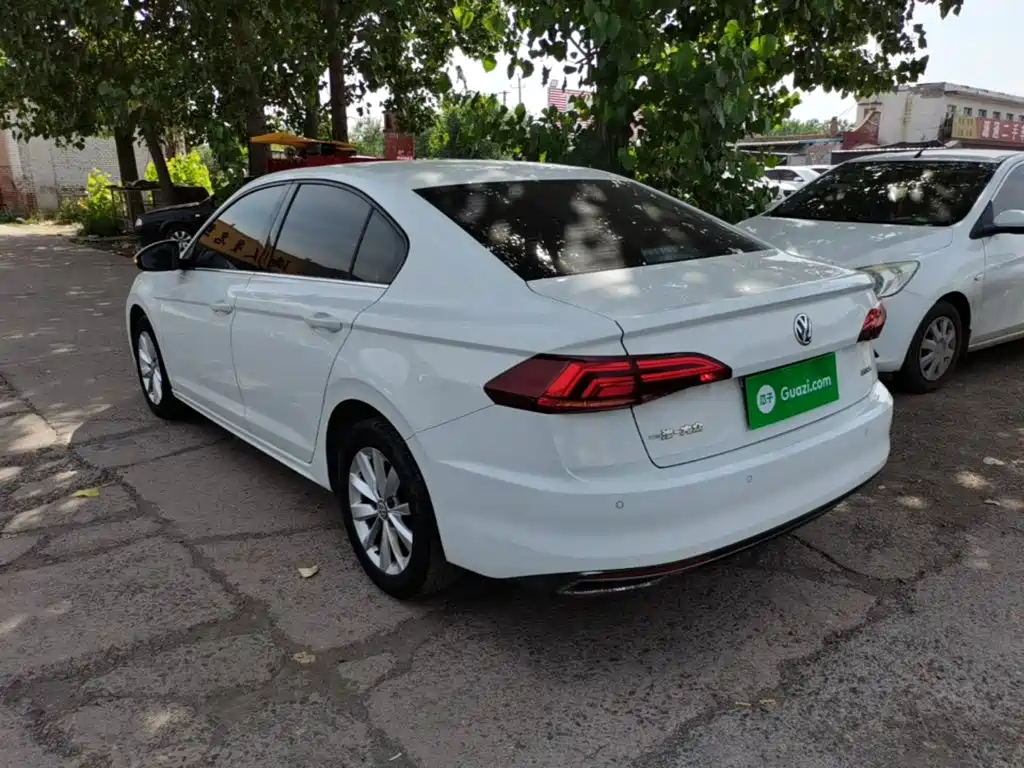 Bora 1.5 L Auto Comfort