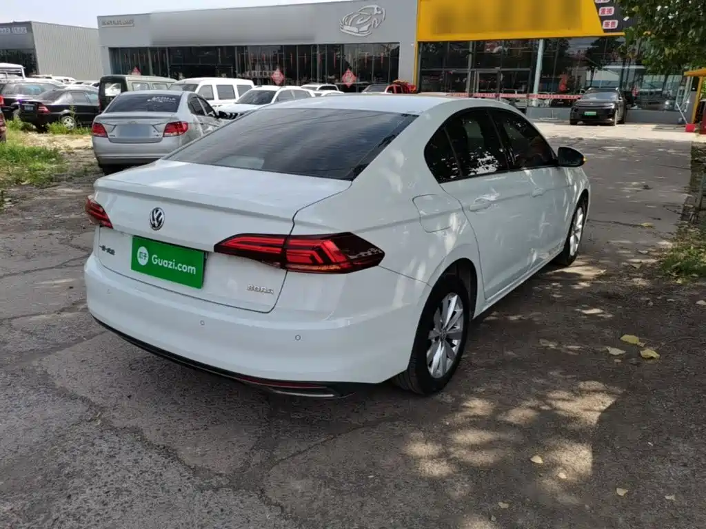 Bora 1.5 L Auto Comfort