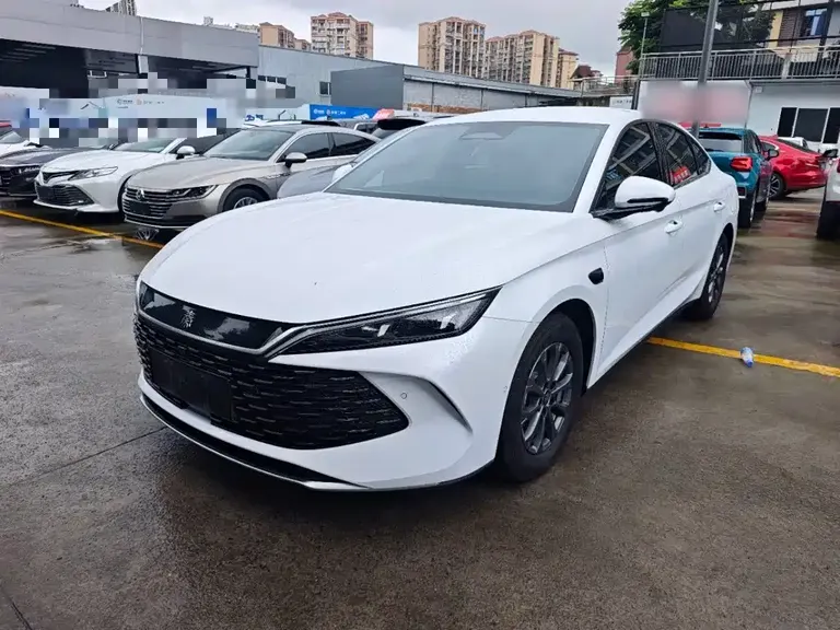 BYD Qin L DM-i Smart Drive 80 KM Leading