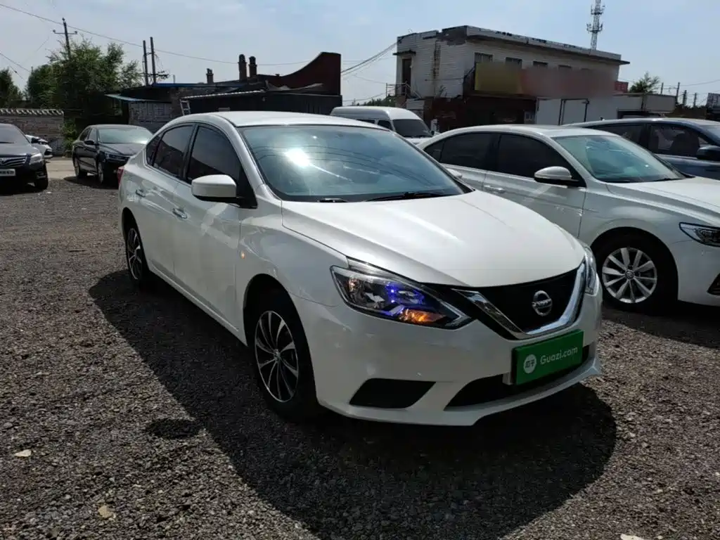 Sylphy Classic 1.6 XE CVT Comfort