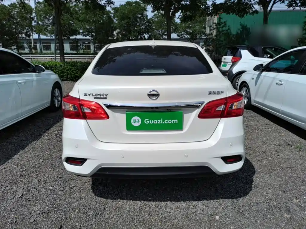 Sylphy Classic 1.6 XE CVT Comfort