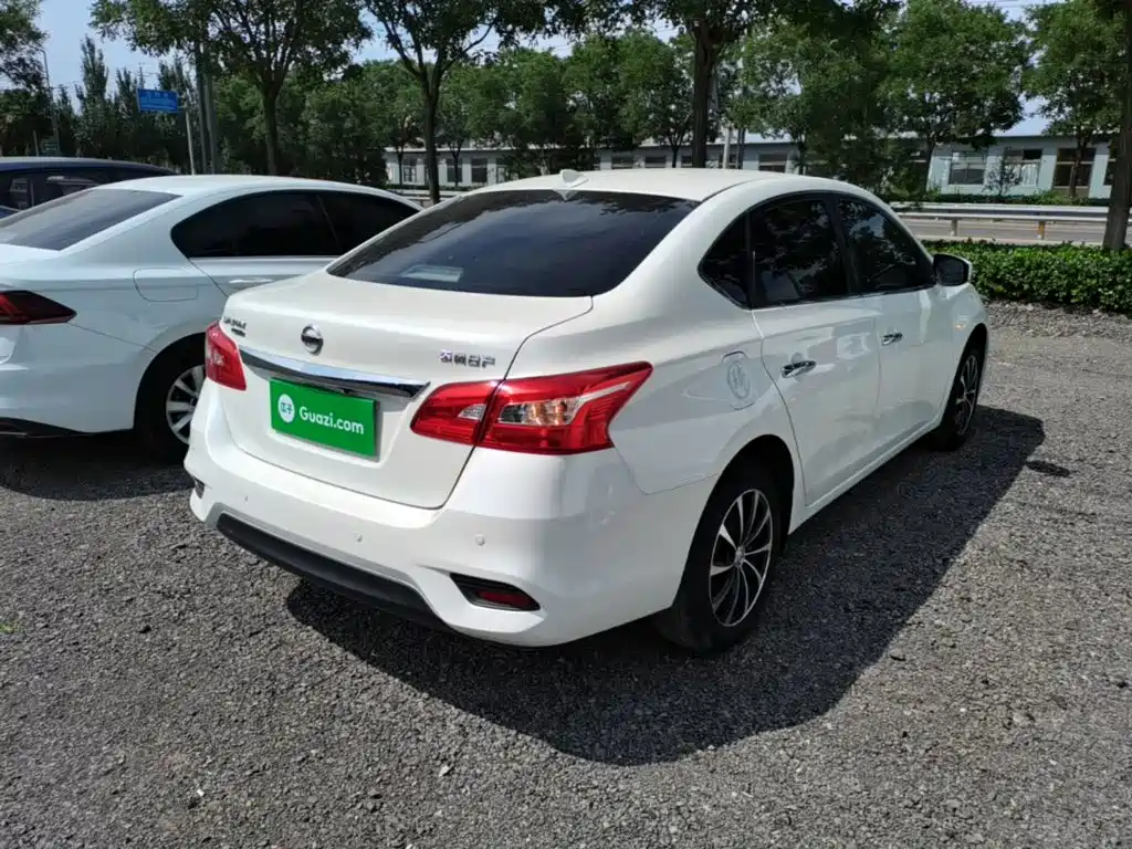 Sylphy Classic 1.6 XE CVT Comfort