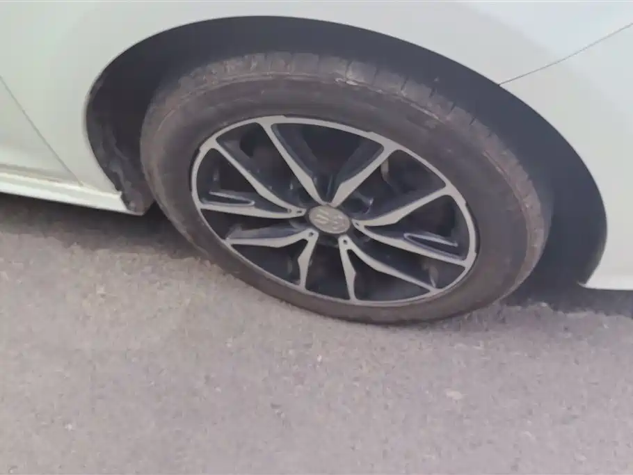 Song MAX 1.5 T Auto Connected Elite 7-seat