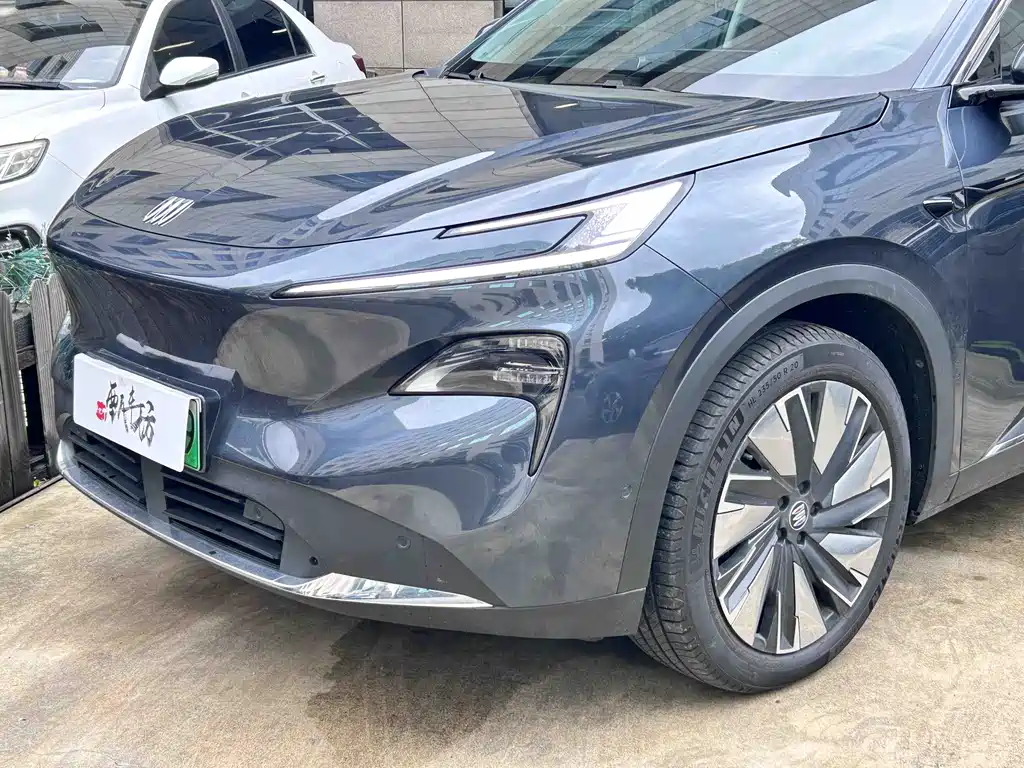 别克至境E7 别克至境E7 2026款 1600 超满配Turbo版