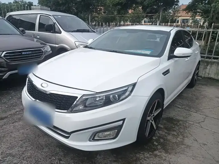 Kia K5 2.0 L Auto GL