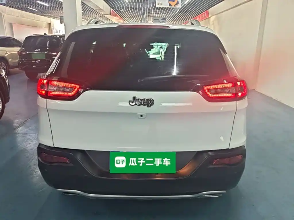 Cherokee 2.4 L Leading Intelligent