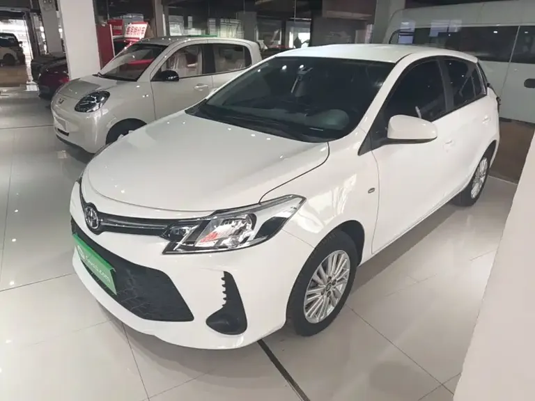 Toyota Vios FS 1.5 L CVT Sharp Speed