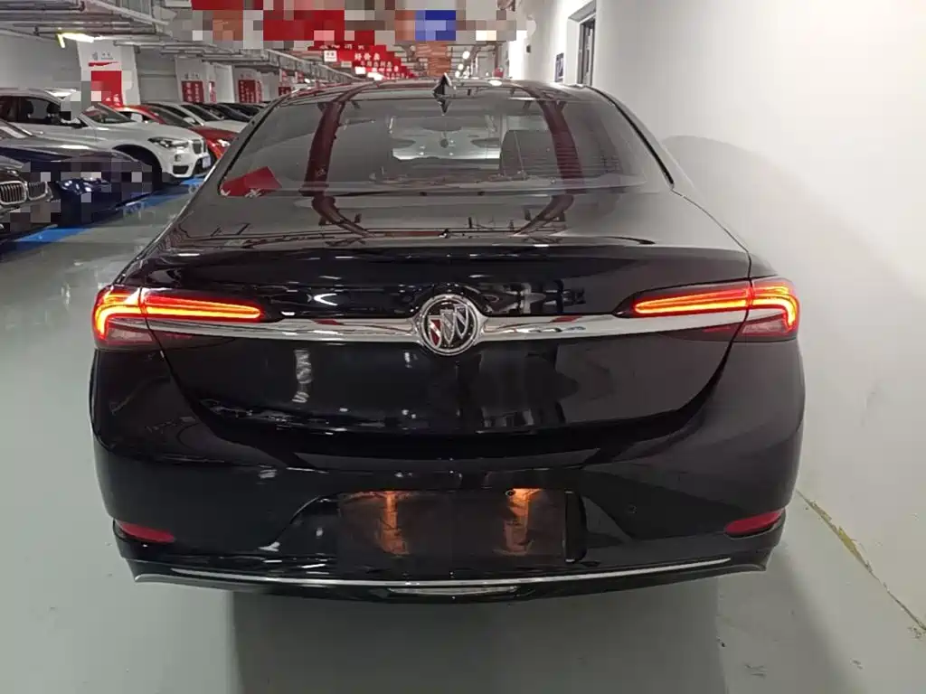 LaCrosse 552 T Luxury