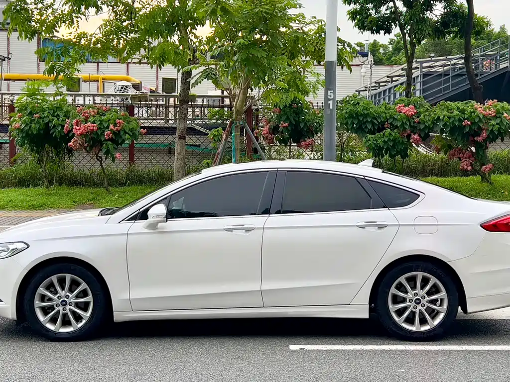Mondeo EcoBoost 200 Fashion