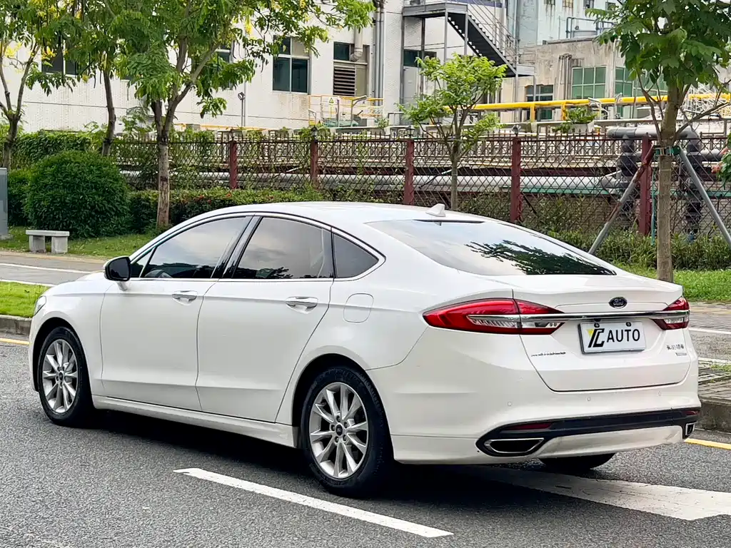Mondeo EcoBoost 200 Fashion