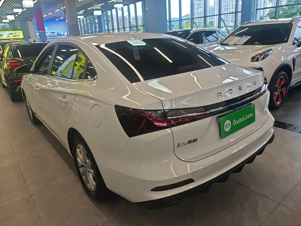 Roewe i5 1.5 L CVT Luxury