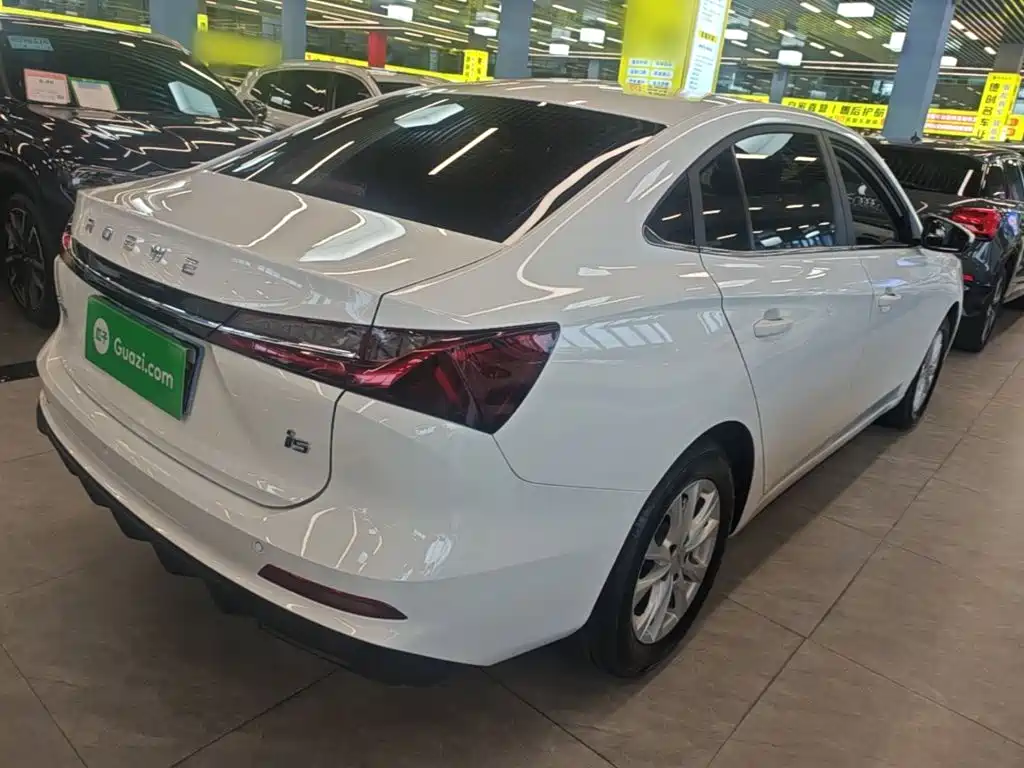 Roewe i5 1.5 L CVT Luxury