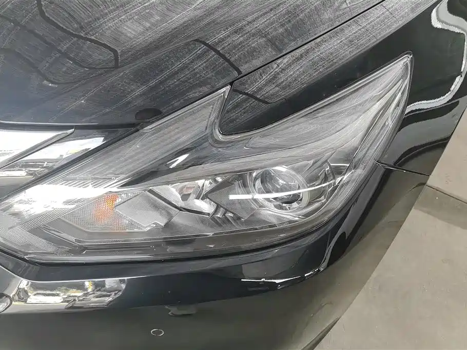 Teana 2.0 L XL-Upper Smart Style