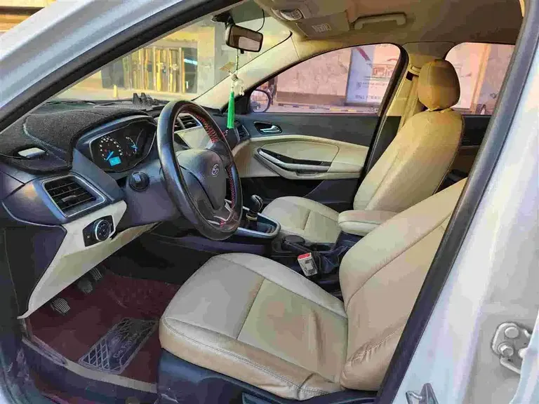 Ford Escort 1.5 L Manual Comfort