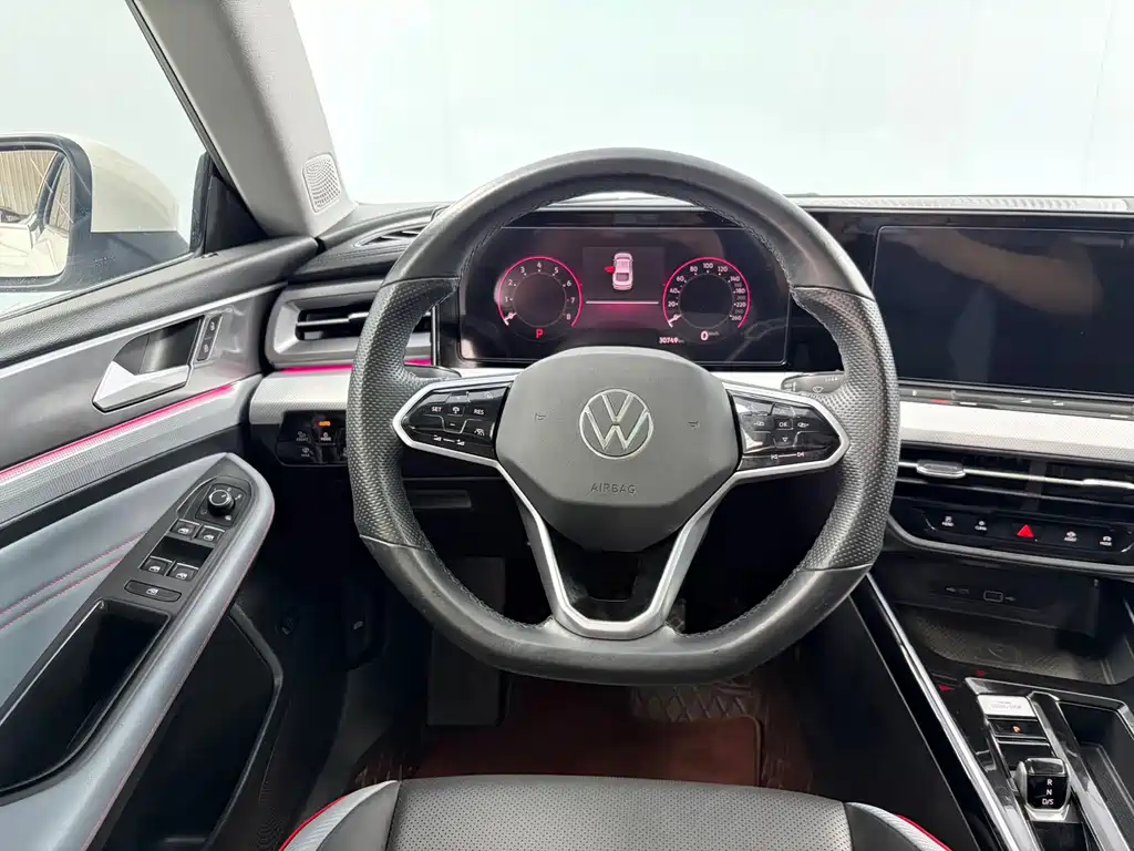 Lamando Lamando L 280 TSI DSG Spicy Cool