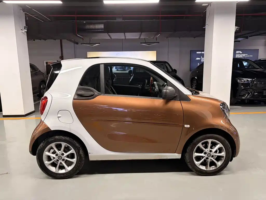 smart fortwo 1.0 L 52 kW Hardtop Agile
