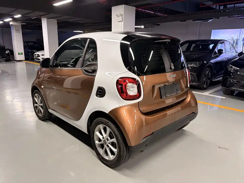 smart fortwo 1.0 L 52 kW Hardtop Agile