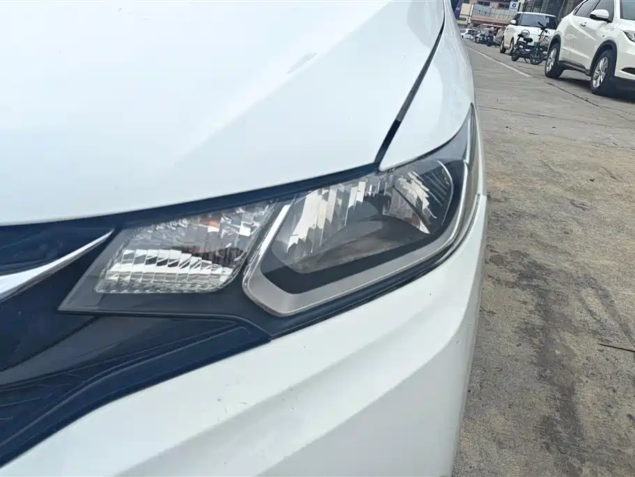 Fit 1.5 L CVT Comfort