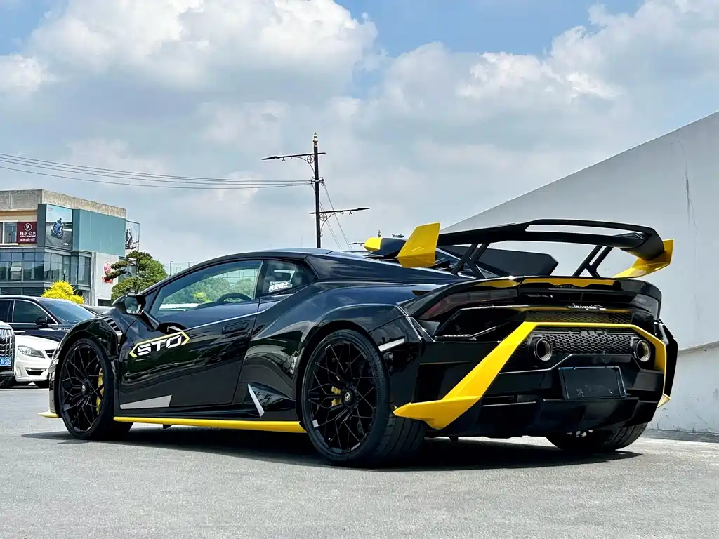 Huracán Huracán STO