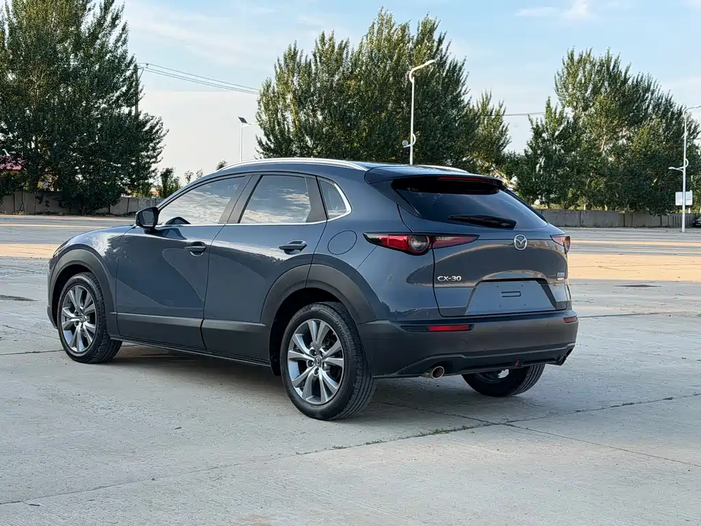 Mazda CX-30 2.0 L Auto Jiayue