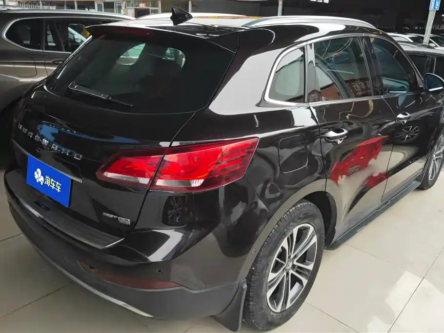 Borgward BX7 28 T 4 WD Flagship 5-seat