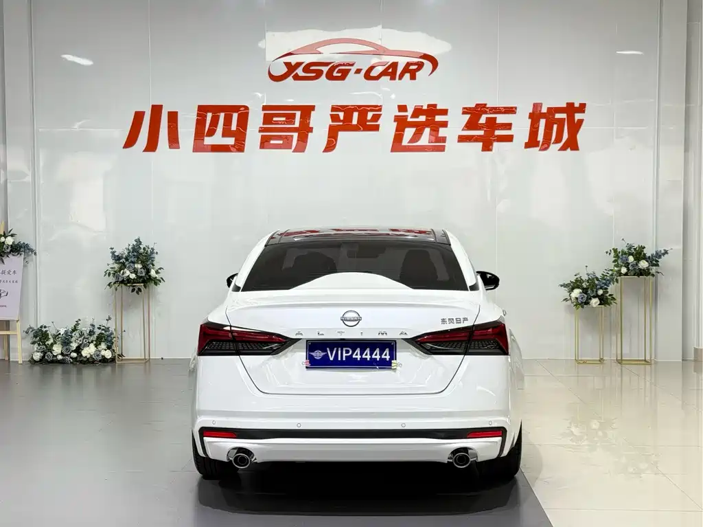 Teana 2.0 L XL-TLS Joy