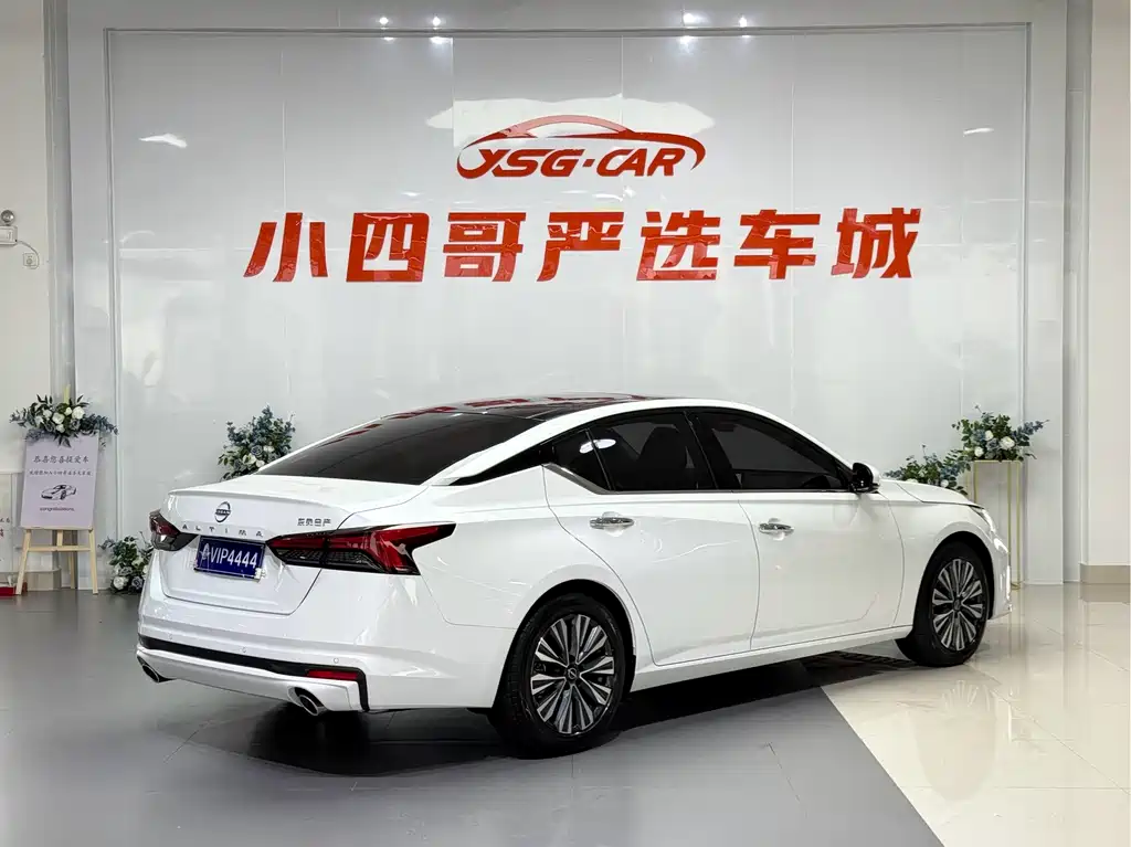 Teana 2.0 L XL-TLS Joy