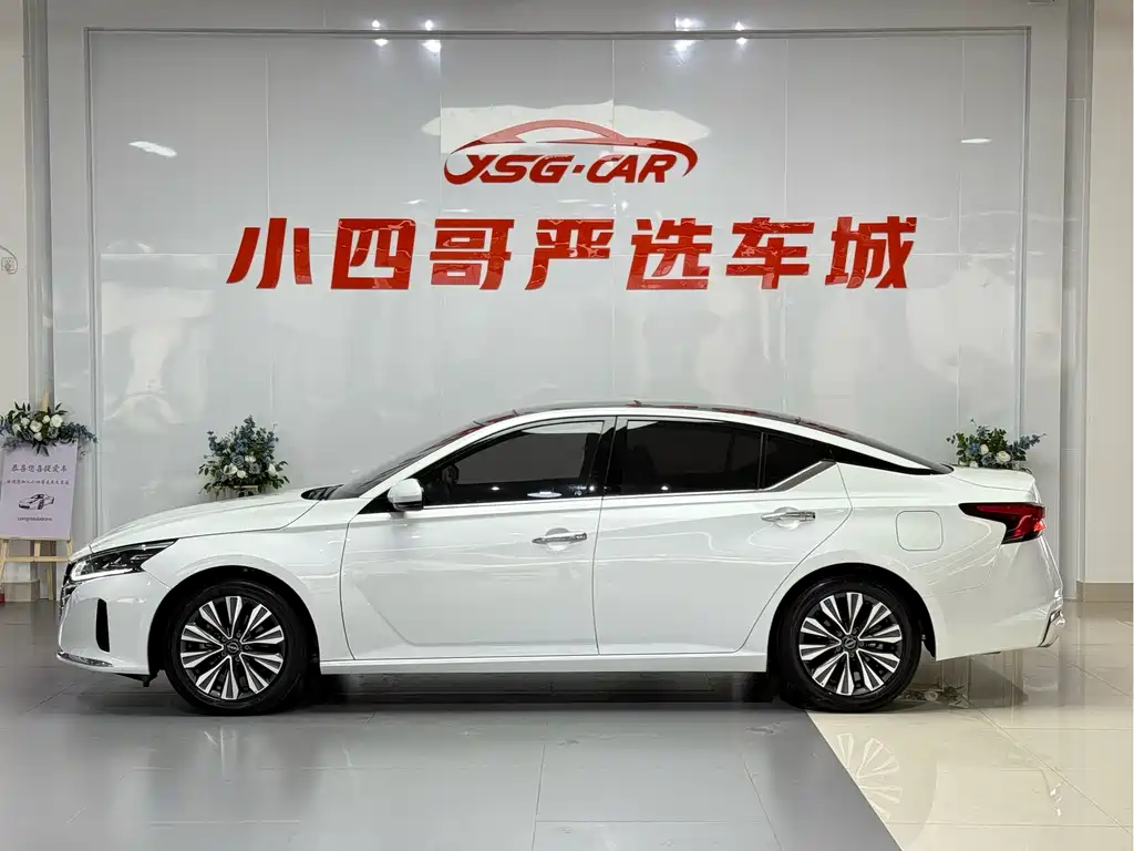 Teana 2.0 L XL-TLS Joy