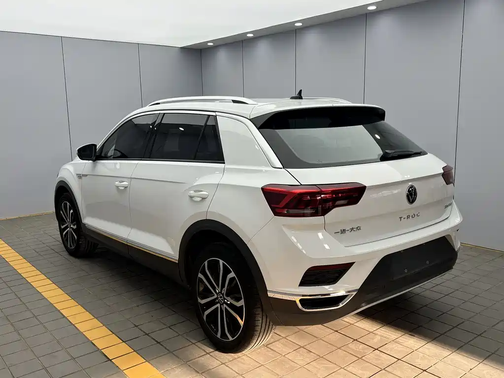 T-ROC 280 TSI DSG 2 WD Comfort Enjoyment PLUS
