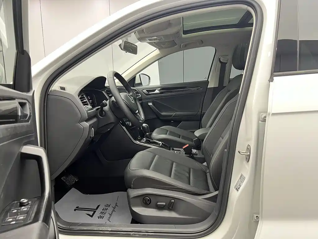 T-ROC 280 TSI DSG 2 WD Comfort Enjoyment PLUS