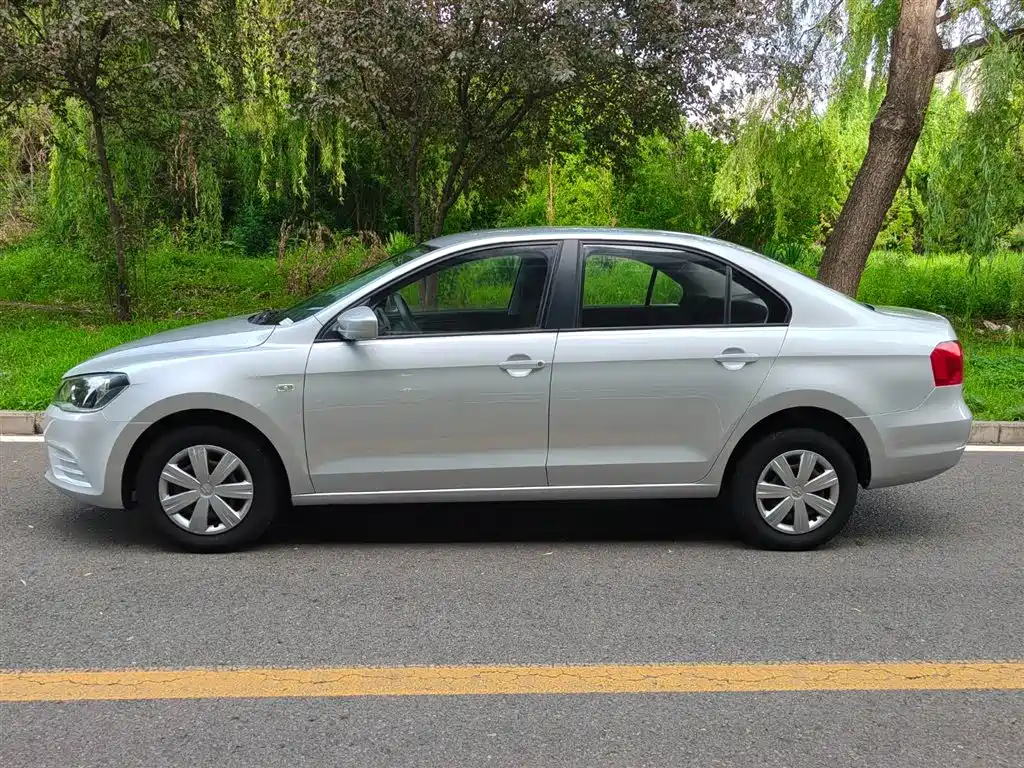 Jetta 1.6 L Auto Fashion