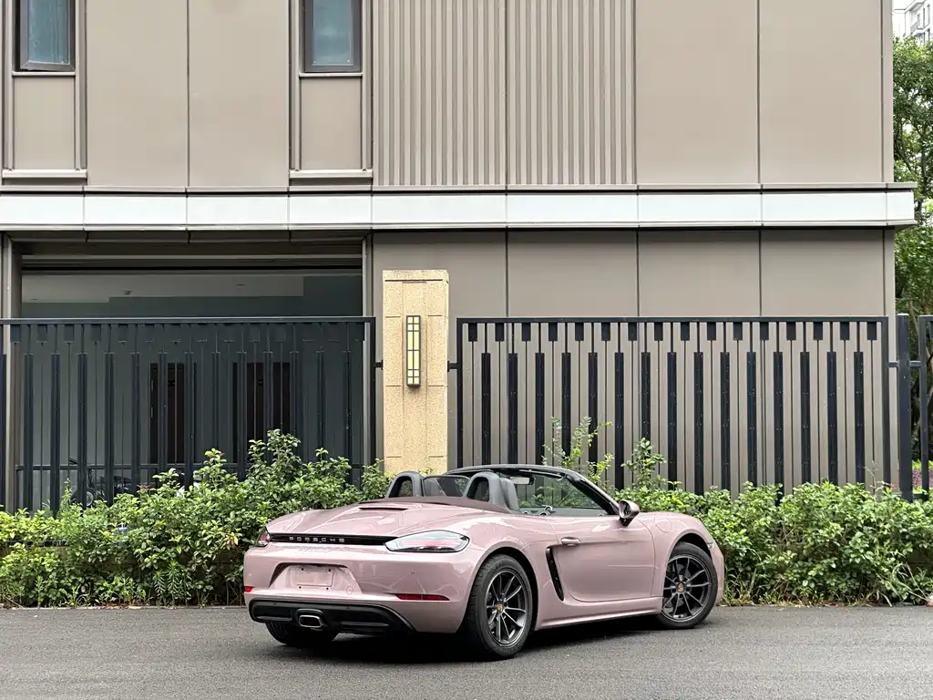 Porsche 718 Boxster 2.0 T