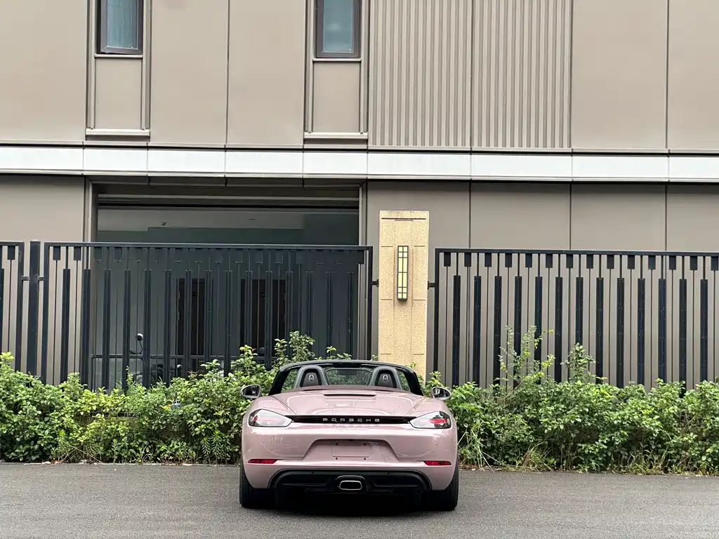 Porsche 718 Boxster 2.0 T