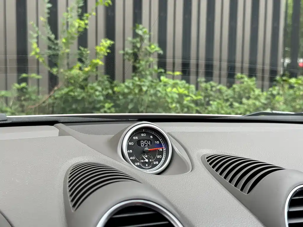 Porsche 718 Boxster 2.0 T