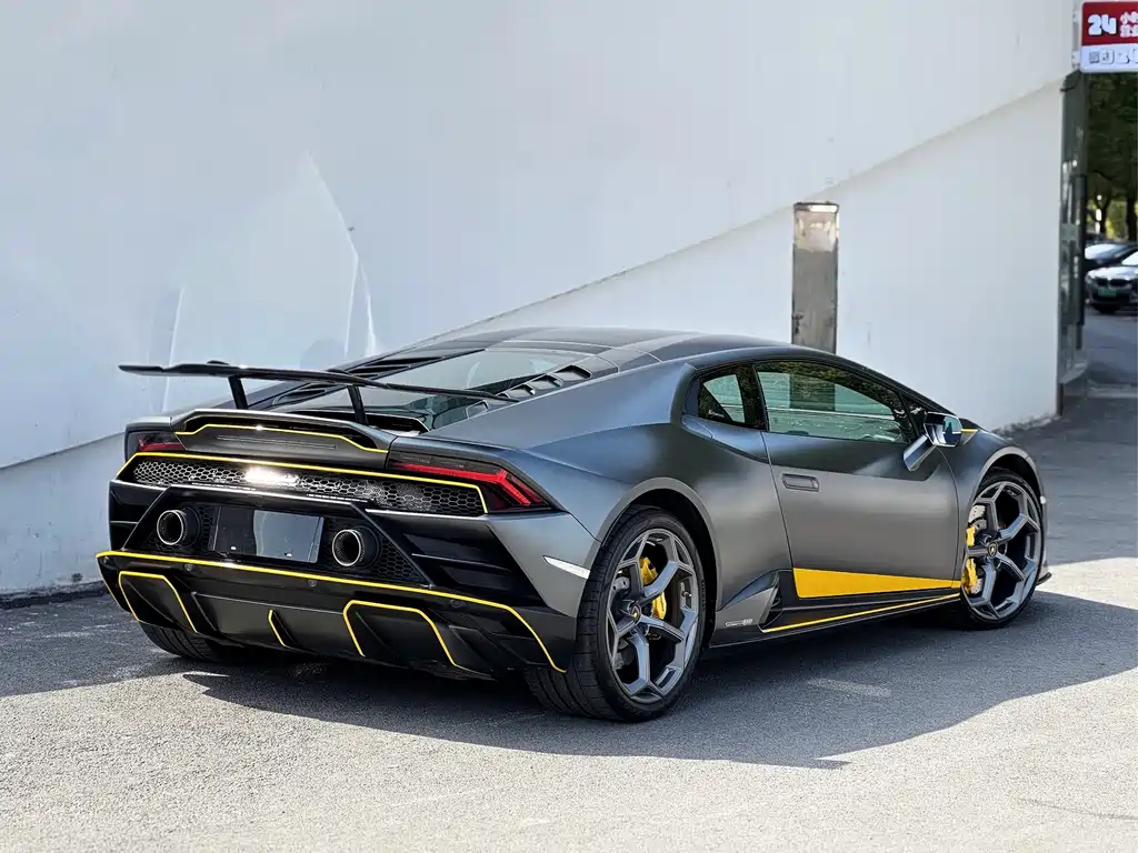 Huracán Huracán EVO RWD
