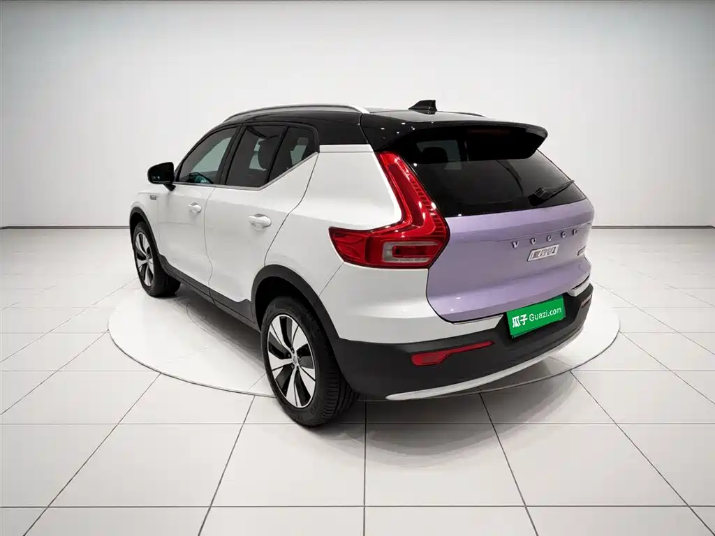 Volvo XC40 B3 Smart Vision Luxury
